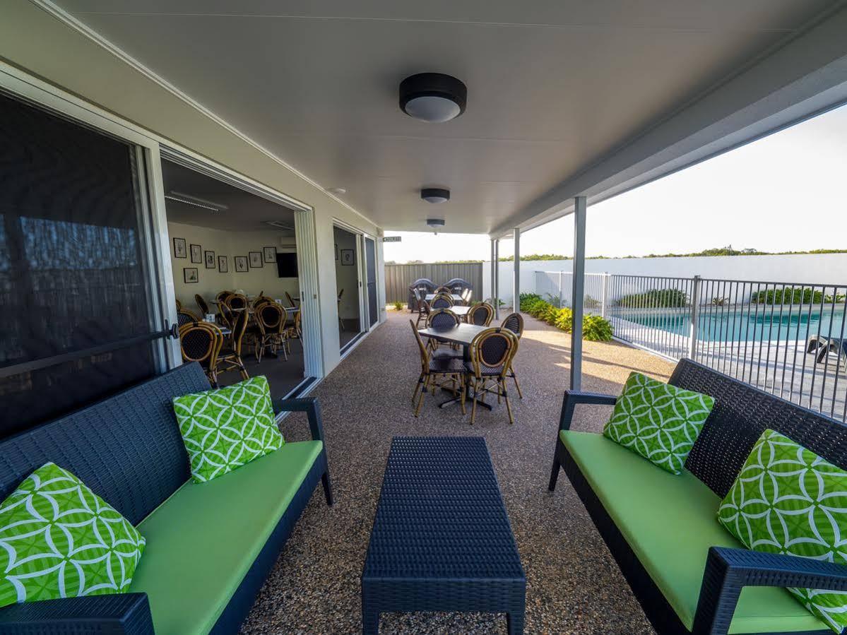 Mackay Oceanside Central Hotel Official Exterior foto